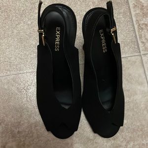 Express Heels